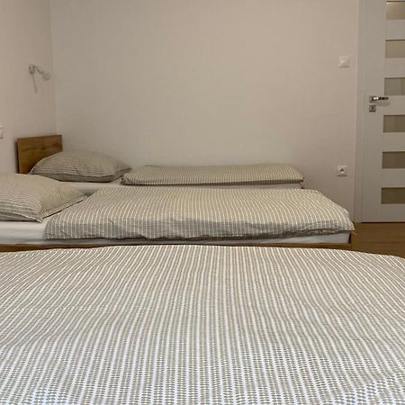 Penzion Pri Kastieli Братислава Экстерьер фото